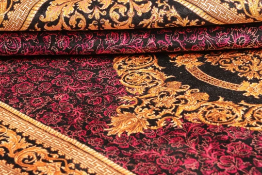 Ghom Silk Royal