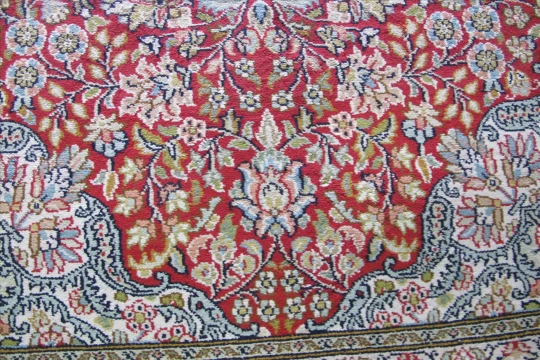 Kashmir Silk Exclusive