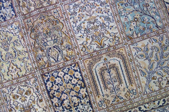 Kashmir Silk Royal