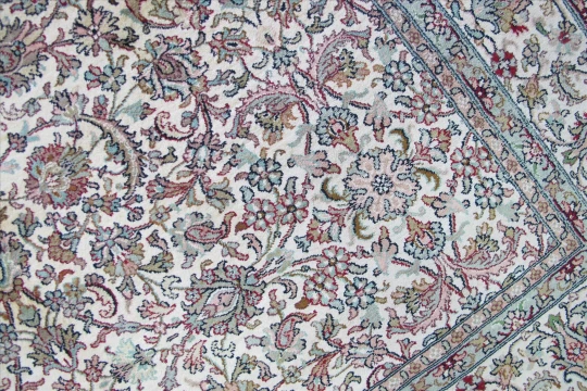 Kashmir Silk Royal